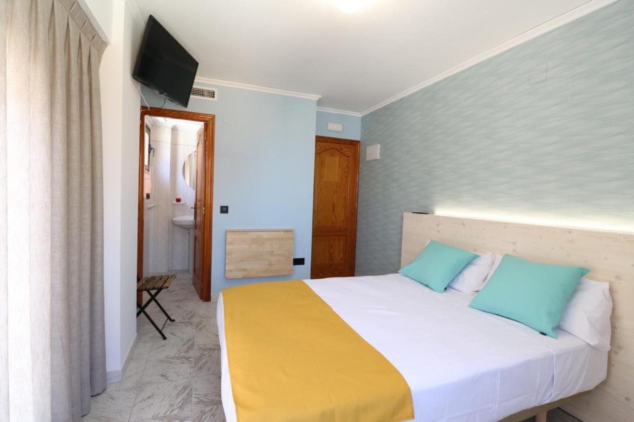 205 I Posada Del Mar I Encantador Hostel En La Playa De Gandia Exteriör bild